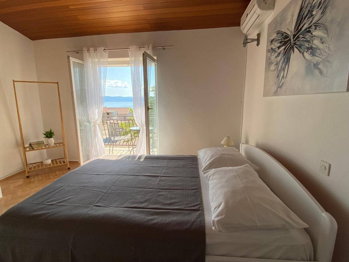 Studio Apartman More Baška Voda Exteriör bild